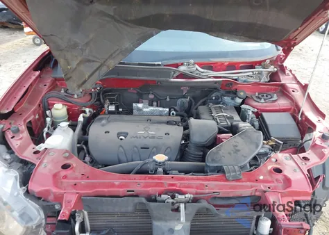 2013 Mitsubishi Outlander Se z USA, uszkodzony, nr VIN JA4AS3AW7DU010407